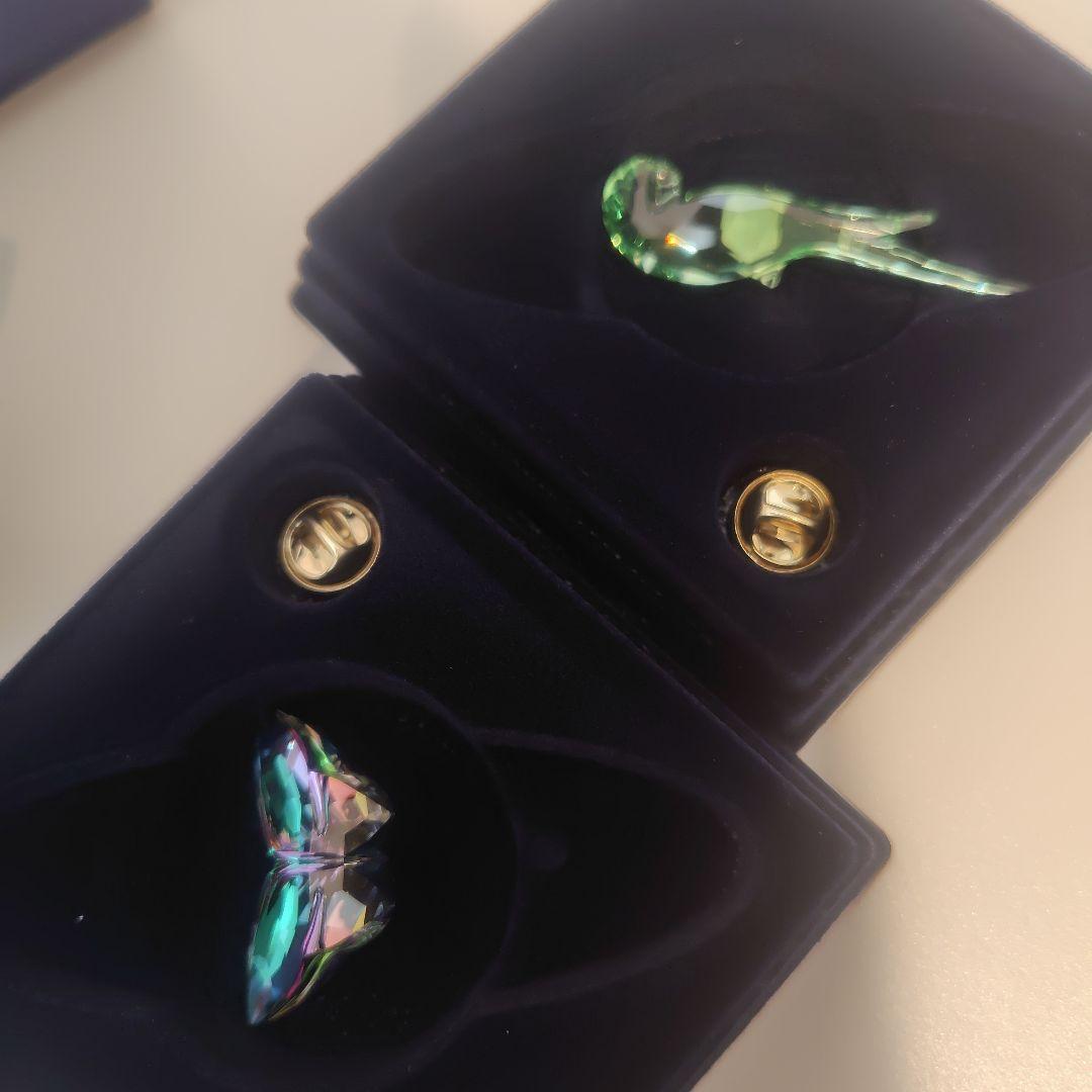 スワロフスキーSWAROVSKIオーナメント・ピックセット・ブローチ2点セット