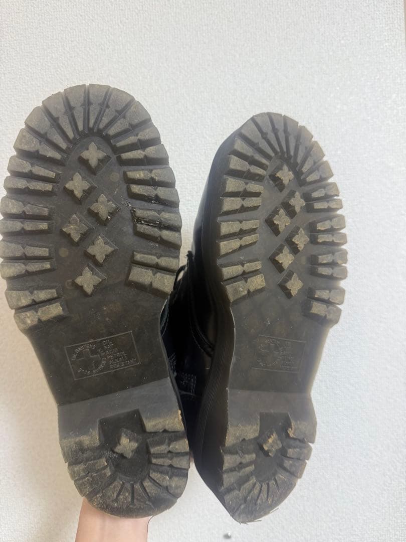 大幅値下げ可能Dr.Martens JADON ホワイトステッチ 8ホールブーツ