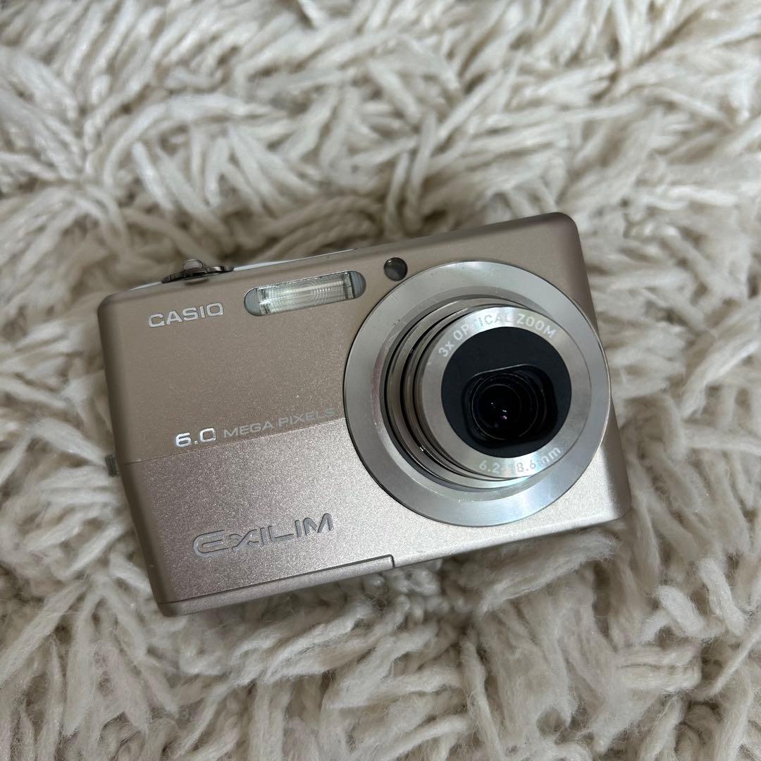【✨美品✨】CASIO EXILM EX-Z600 平成レトロ コンデジ