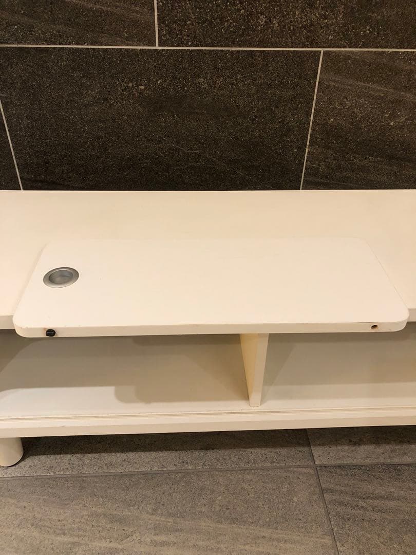 ニトリ　ホワイト テレビボード　クルーズ40 N