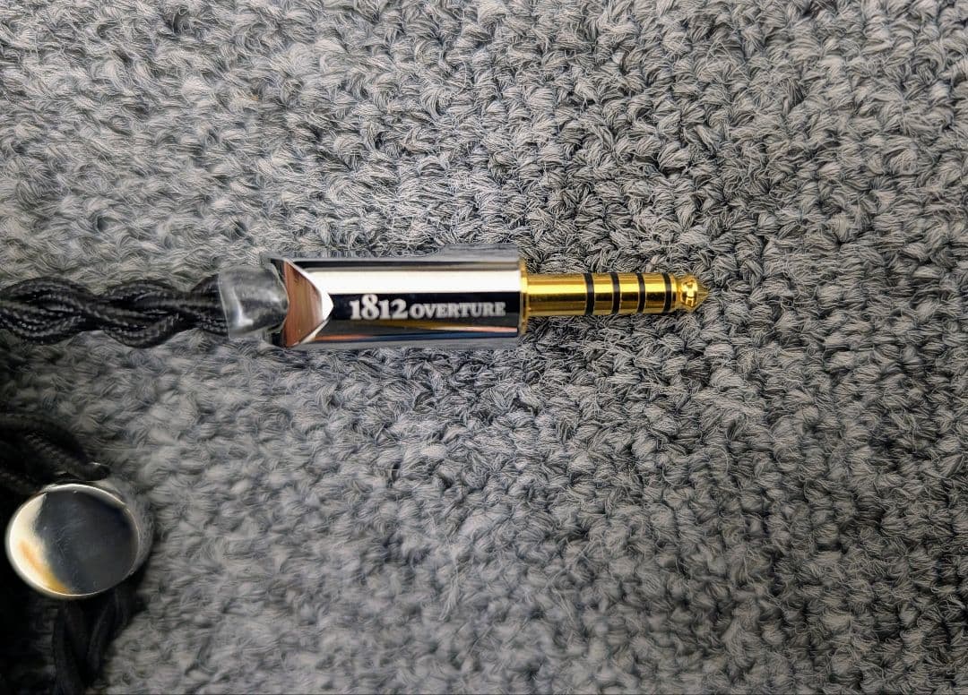 イヤホン 1812 Overture Venom Ultra