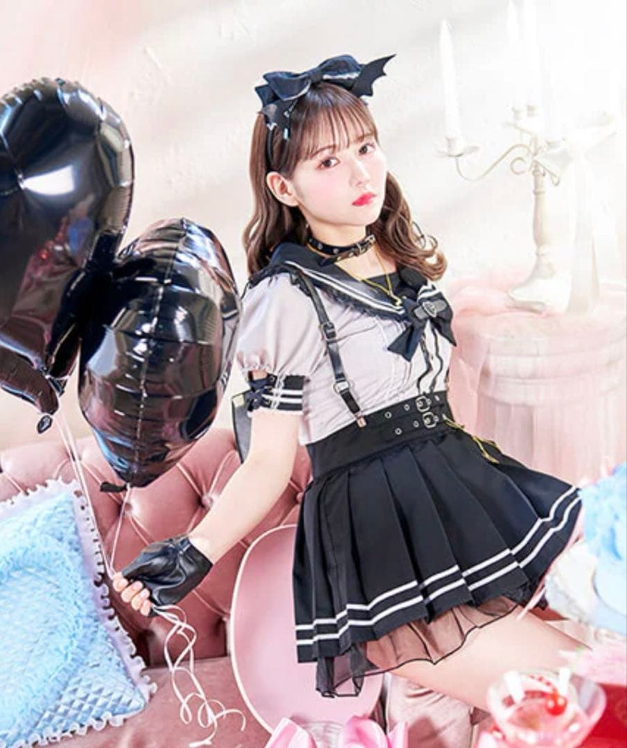 スイートデビルスクールガール マリームーン