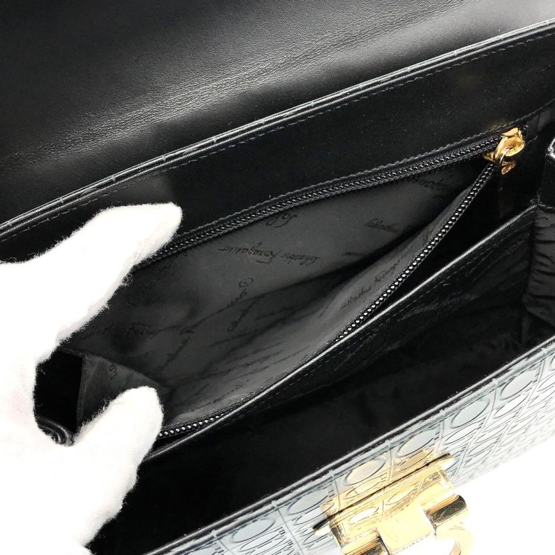 ✨美品・付属品完備✨フェラガモ ハンドバッグ 2way ガンチーニ 総柄 レザー