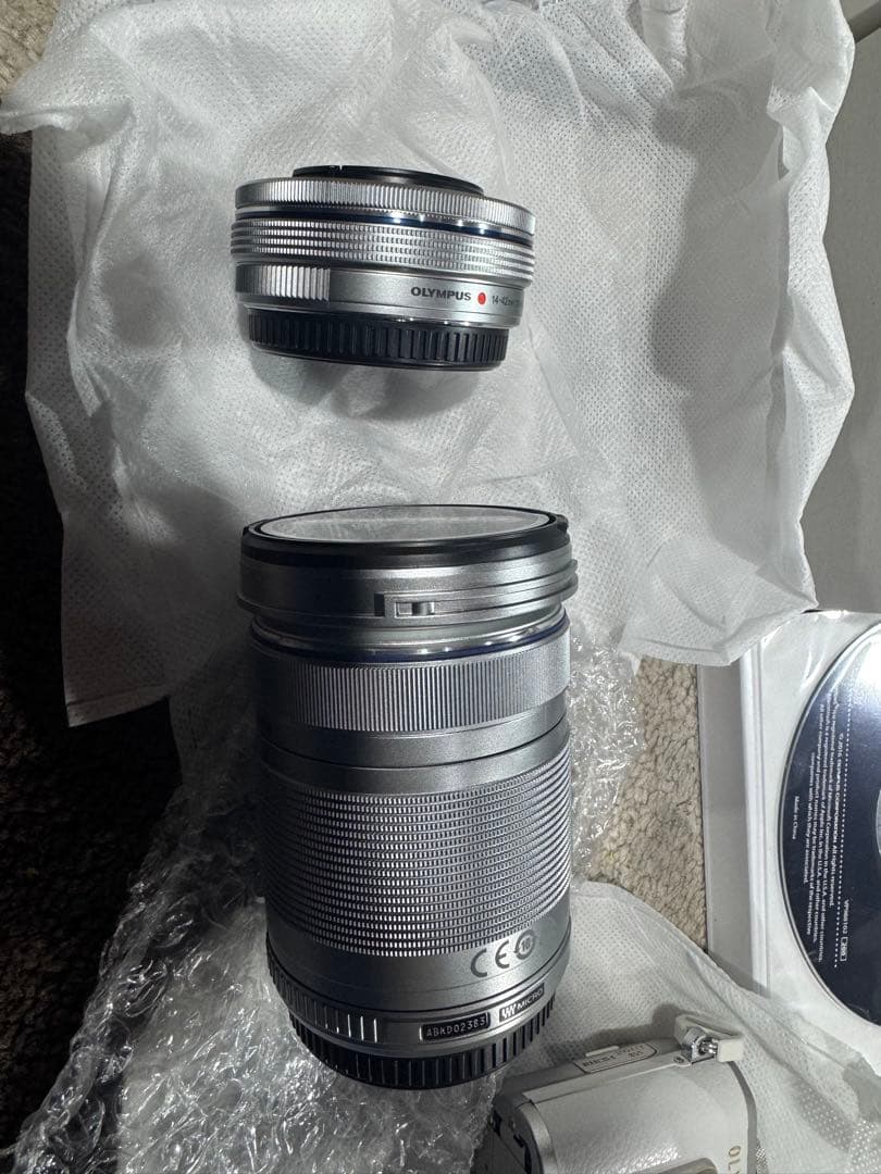 新品 OLYMPUS PEN E-PL8 ホワイト 本体レンズセット オリンパス