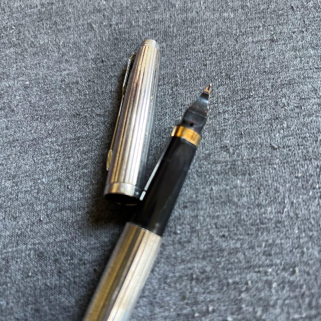 パーカー万年筆　シルバー刻印あり