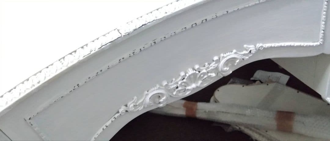 サラグレースのアンティークドレッサー