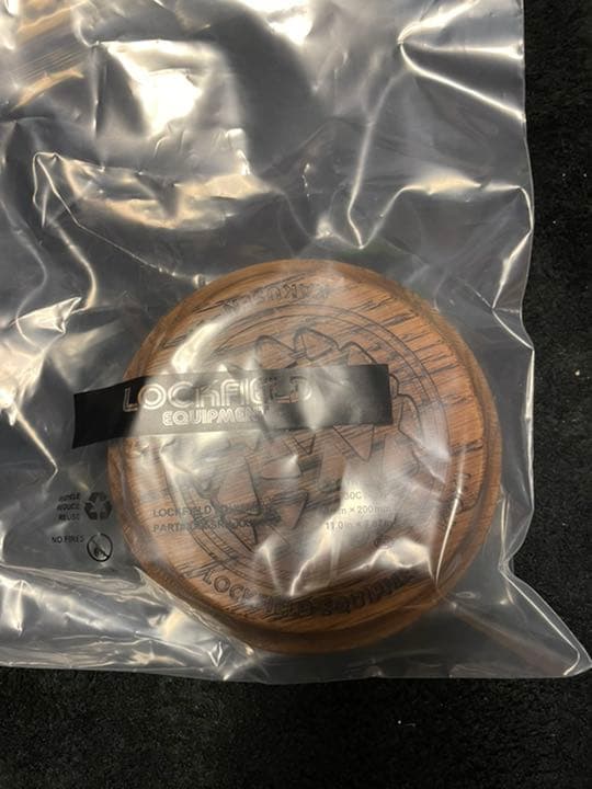 鶴仙園×lockfield equipment コラボ ウッドスタンド