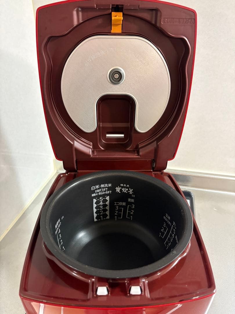 炊飯器　炭釜炊き