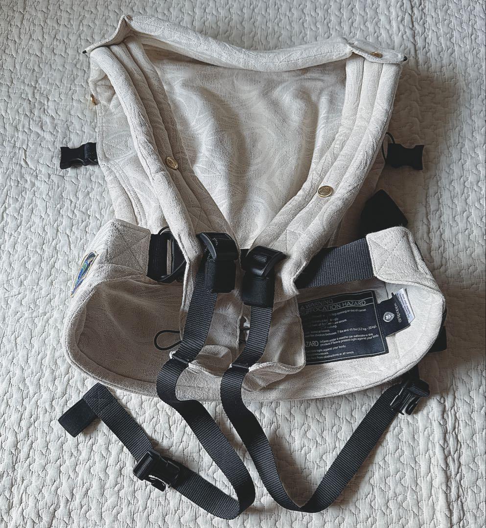 アーティポッペ 抱っこ紐 ベージュ