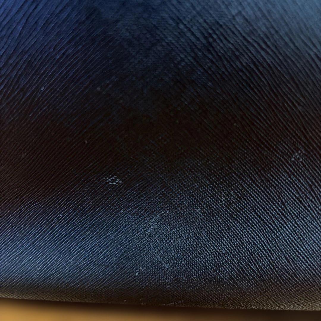 PRADA ブラック ビジネスバッグ