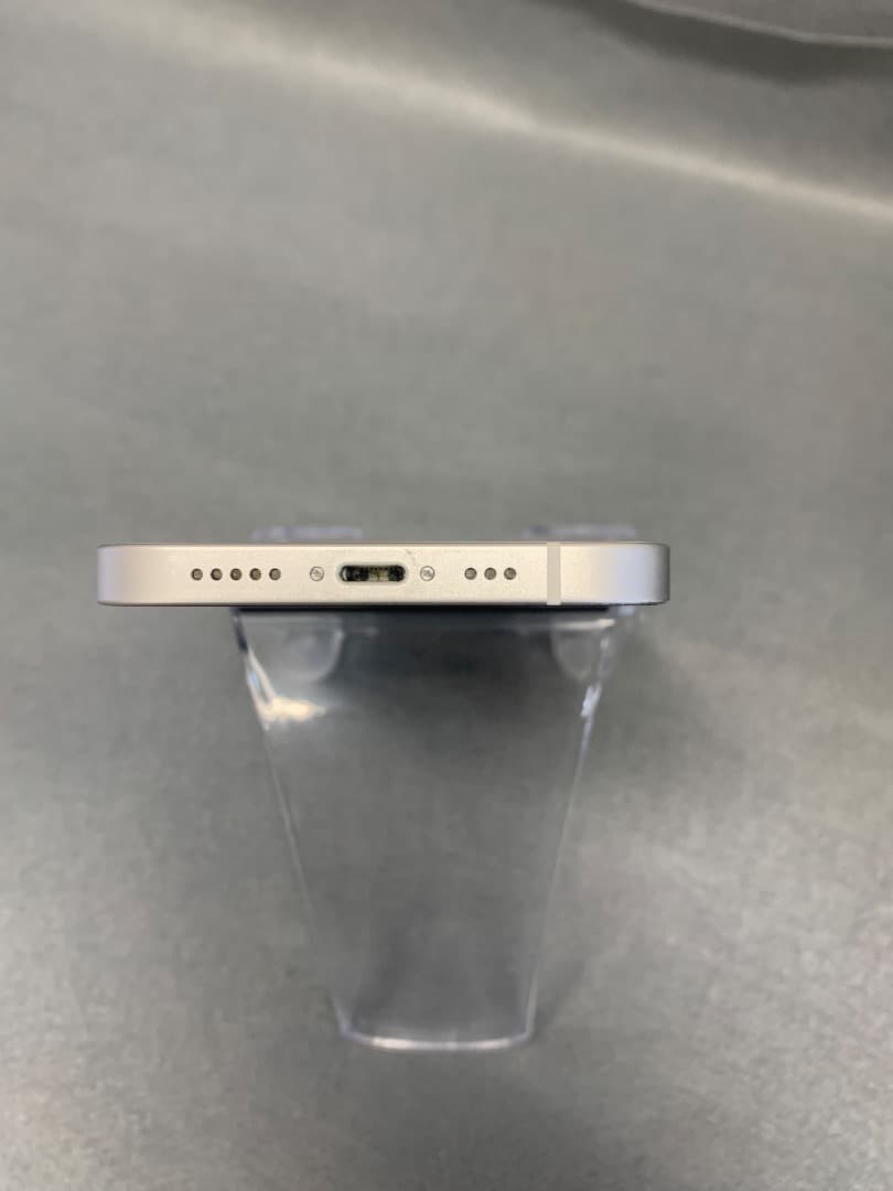 中古　国内版　SIMフリー　iPhone12　64GB　ホワイト色