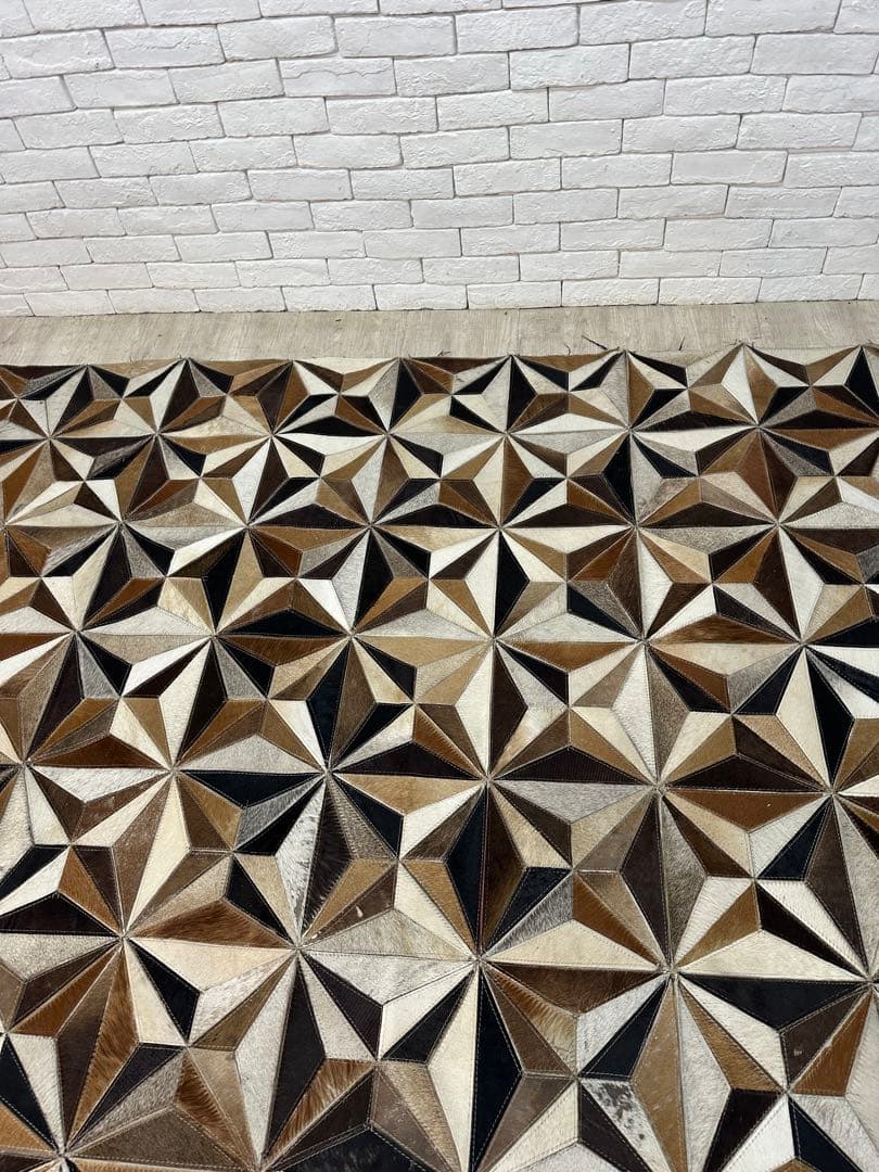 【東京都内23区配送無料】定価17万円　ドイツ製　牛革　絨毯　ラグ　カーペット