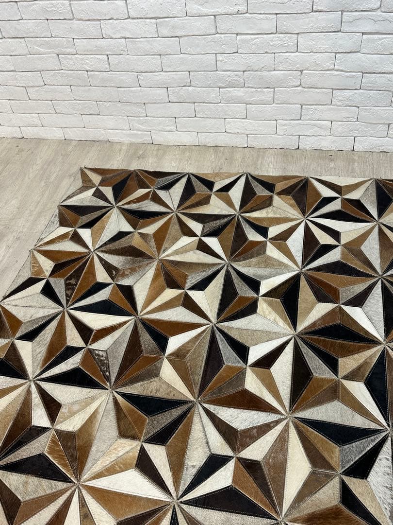 【東京都内23区配送無料】定価17万円　ドイツ製　牛革　絨毯　ラグ　カーペット