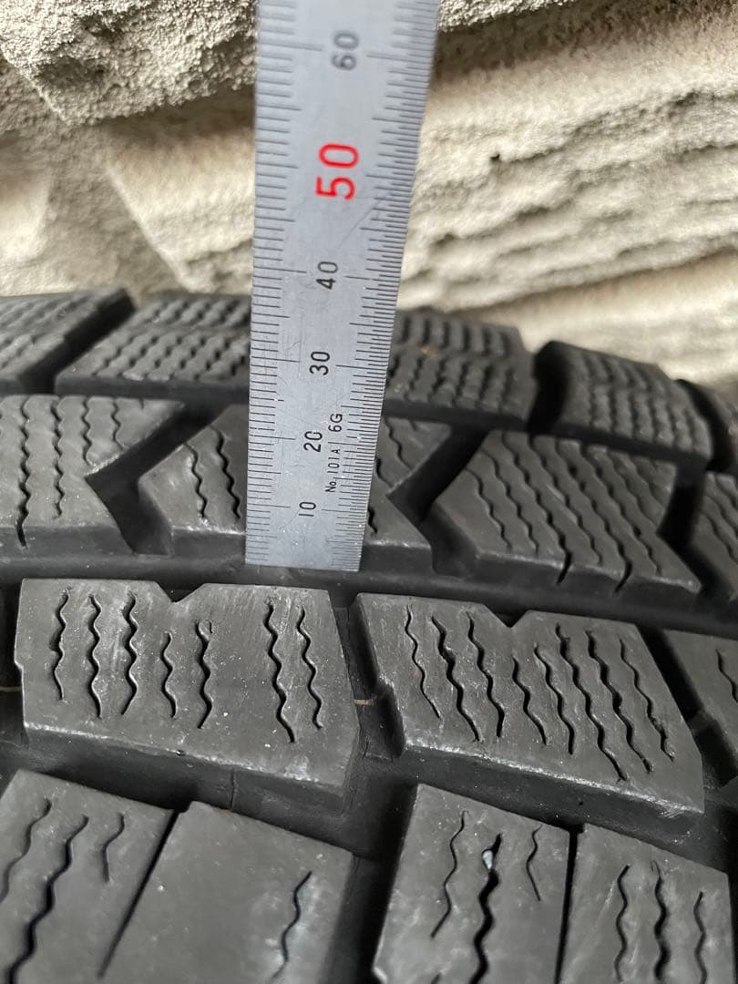 ②オーリスハイブリッド用純正16インチアルミホイールスタッドレスタイヤセット1本