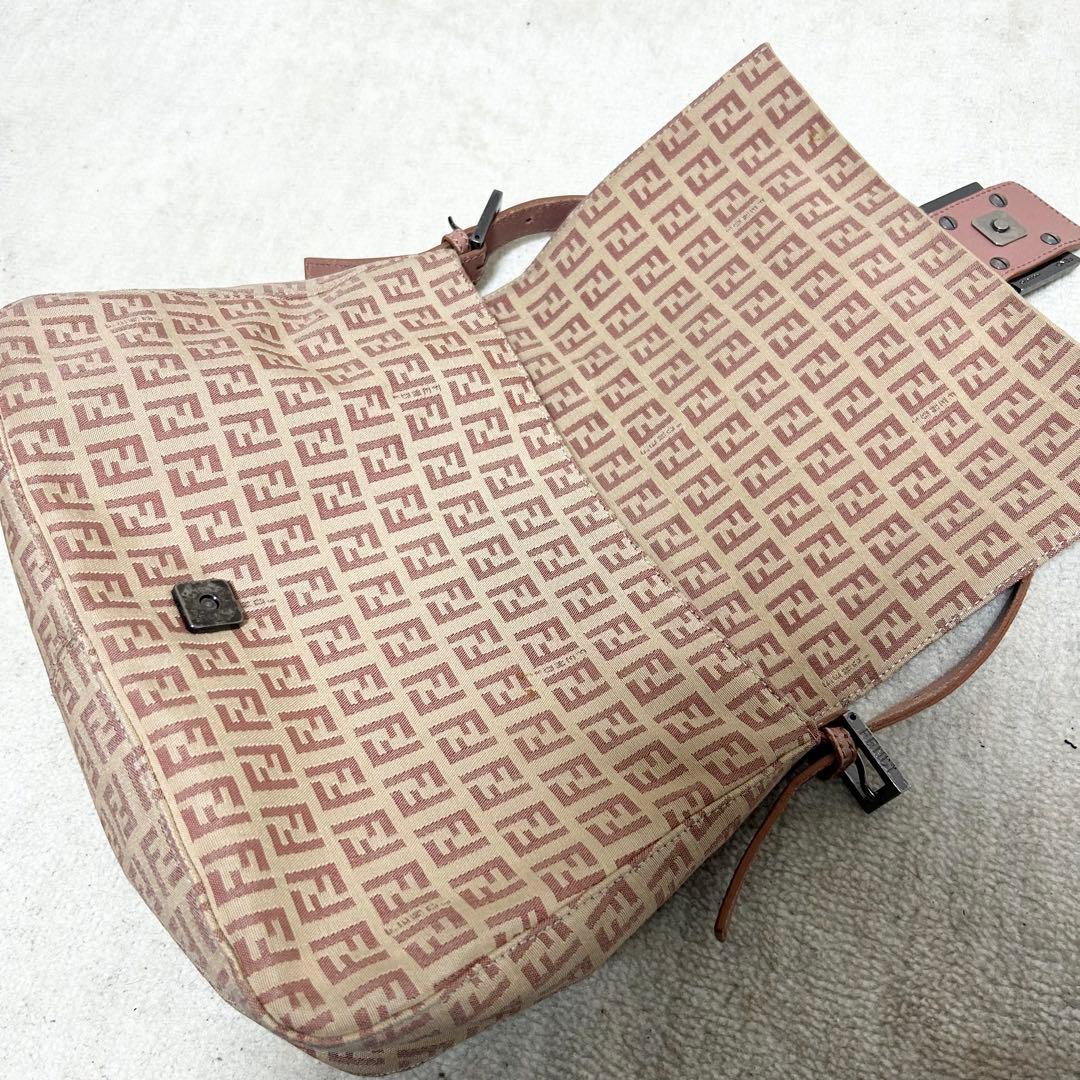 美品　フェンディ　マンマバケット　ワンショルダー　ショルダーバッグ　ズッカ柄