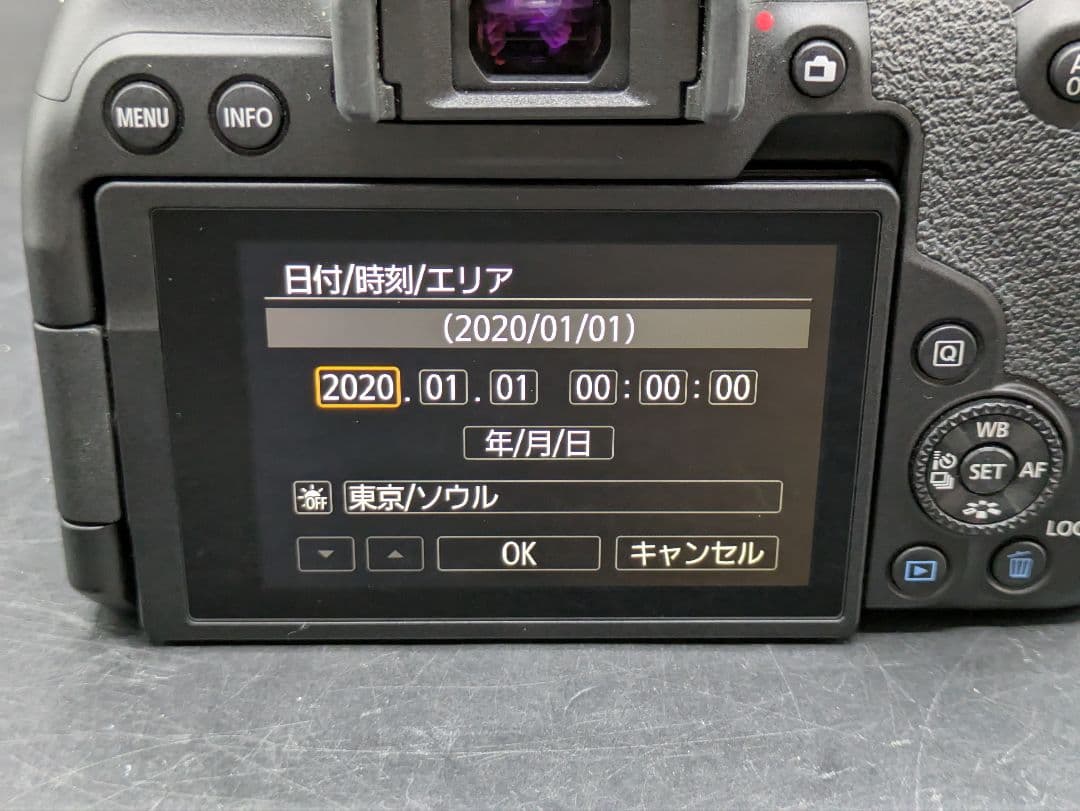 ふらふら Canon EOS Kiss X10i マクロ＆ズームレンズ付き