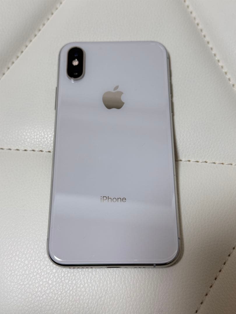 Apple iPhone Xs 256GB シルバー 本体