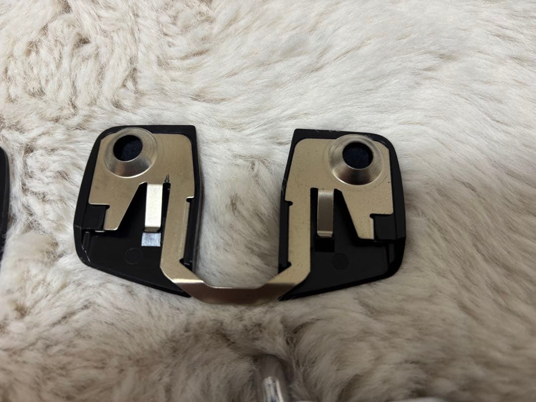 【アイシン】ドアスタビライザー＋取付ボルトセット