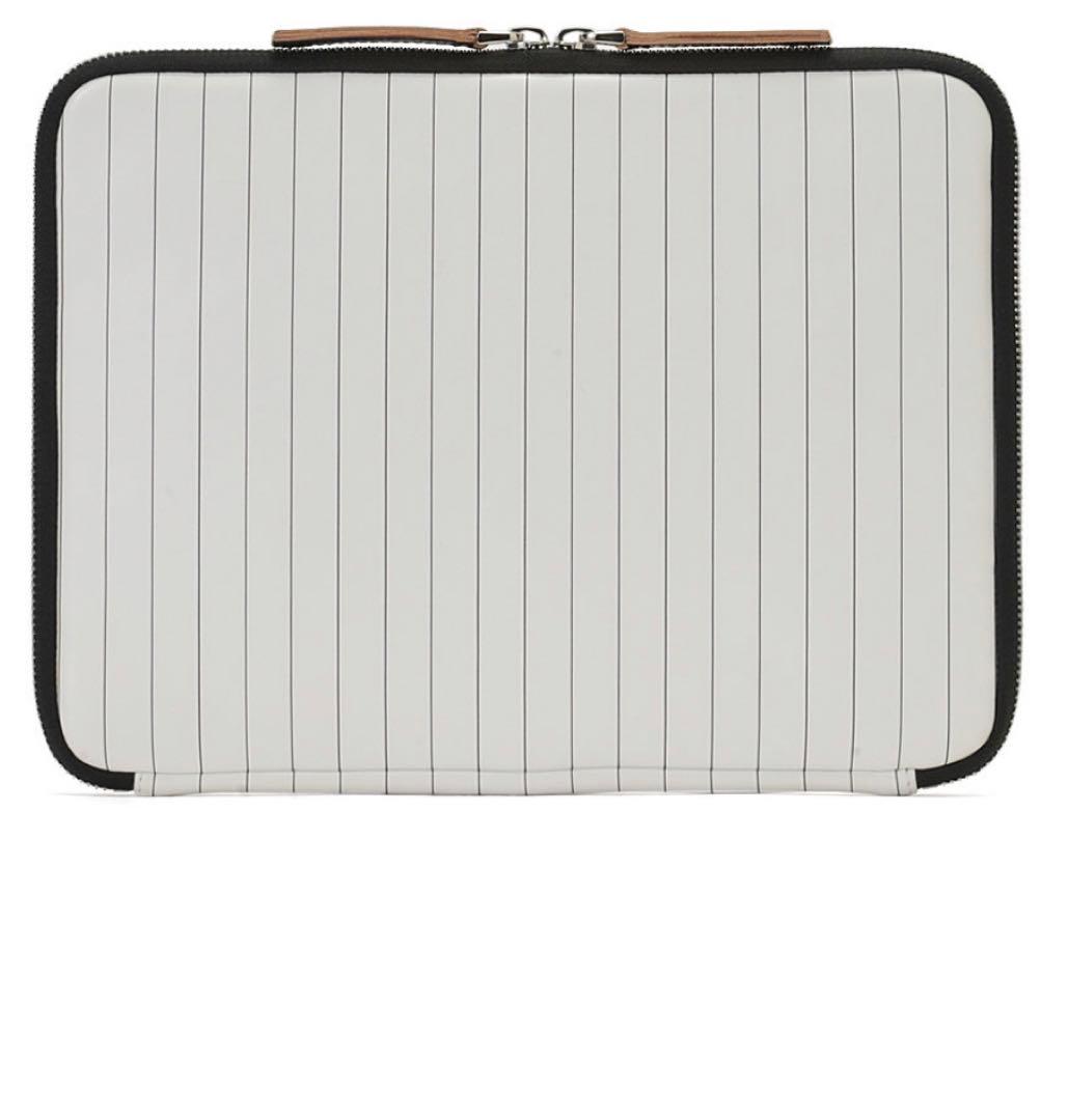 新品　PLAN C プランシー　 iPadアイパットケース　 イタリア製