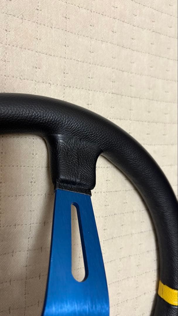 MOMO ステアリング　MOD.08 モデル08 ブルー