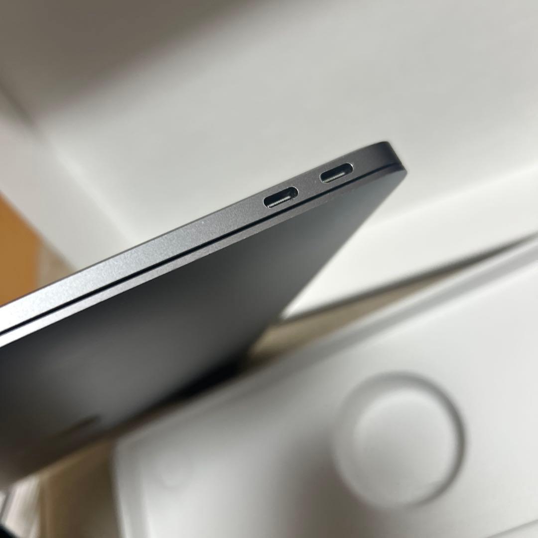 Apple MacBook シルバー