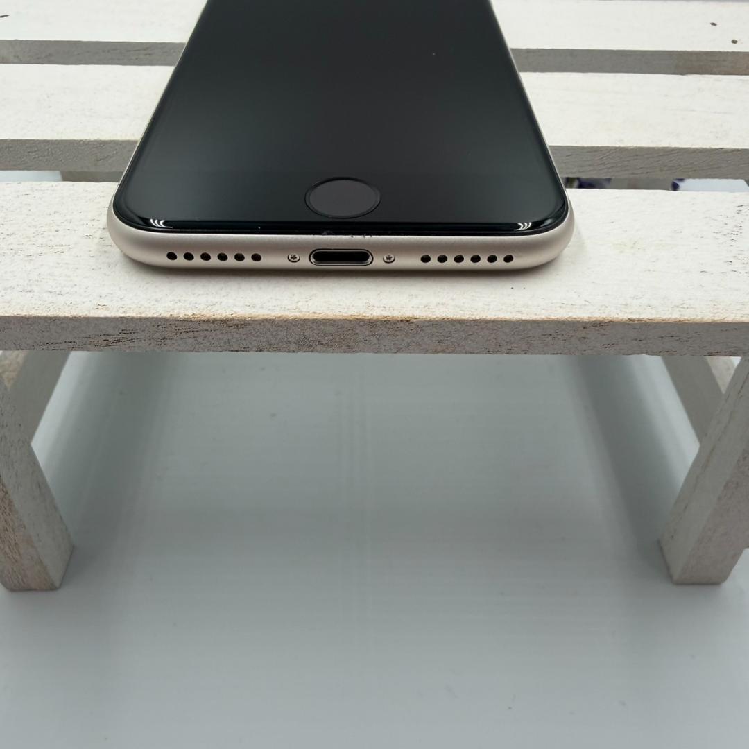 iPhone SE第3世代 64GB スターライト 431
