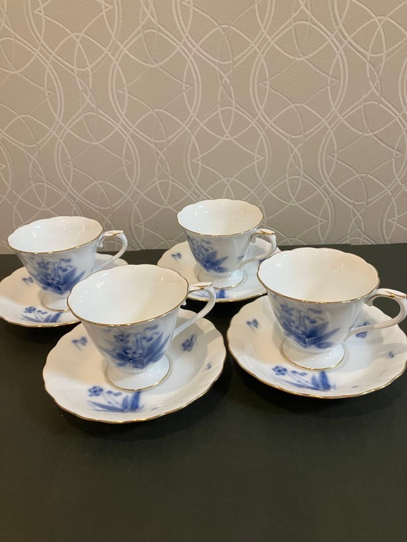 大倉陶園すみれ　カップ&ソーサー　ポット　ミルクポット　スプーン