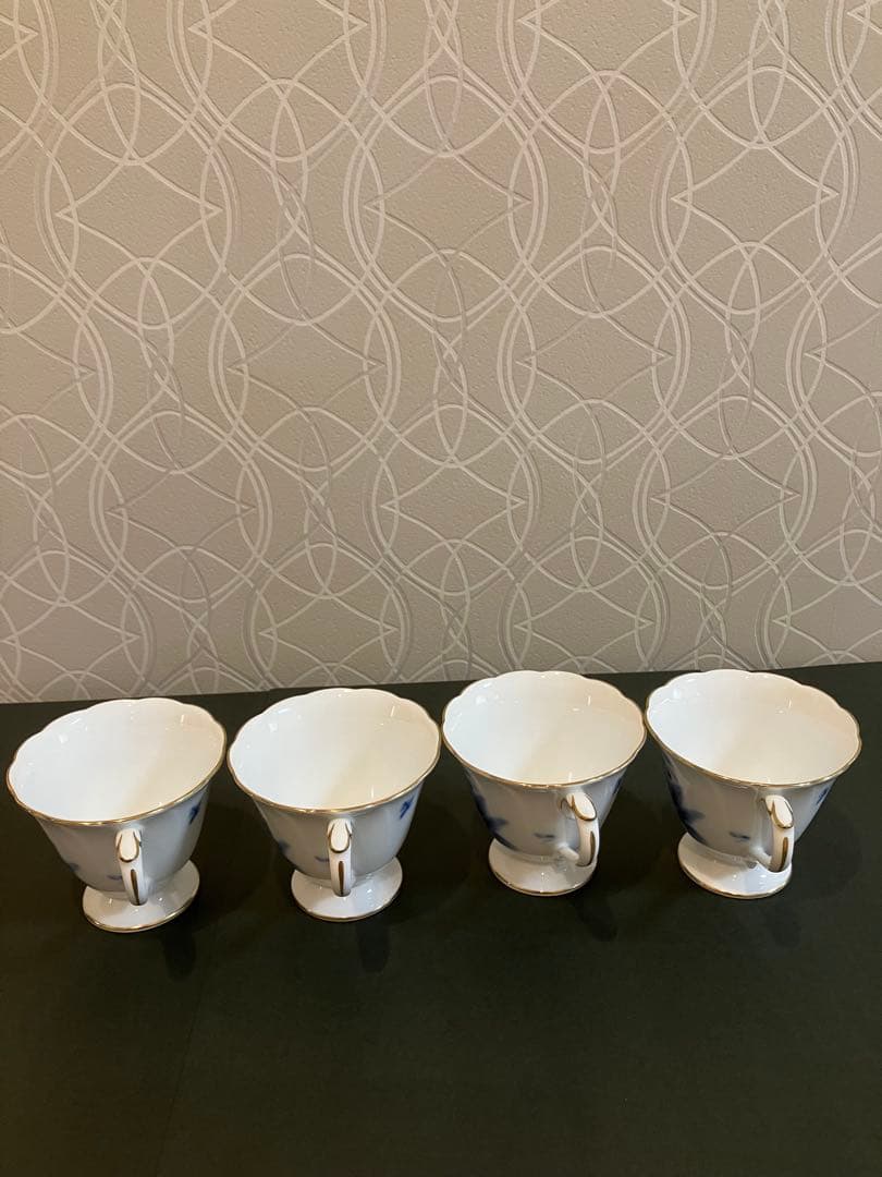 大倉陶園すみれ　カップ&ソーサー　ポット　ミルクポット　スプーン