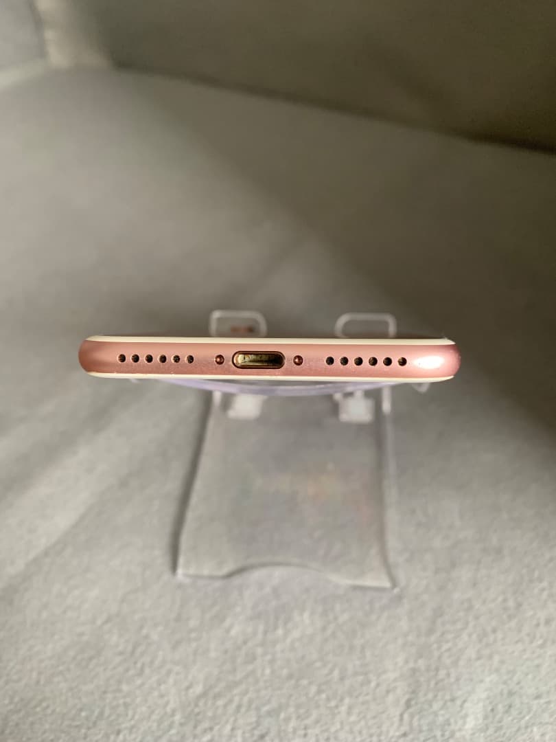 美品　国内版　SIMフリー　iPhone7 128GB ローズゴールド色