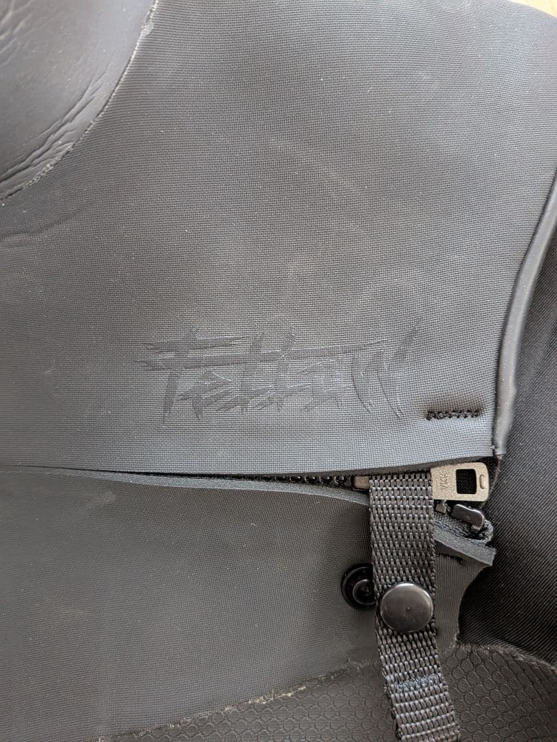 【新品未使用】Fellow セミドライウェットスーツ ALL3mm MLBサイズ