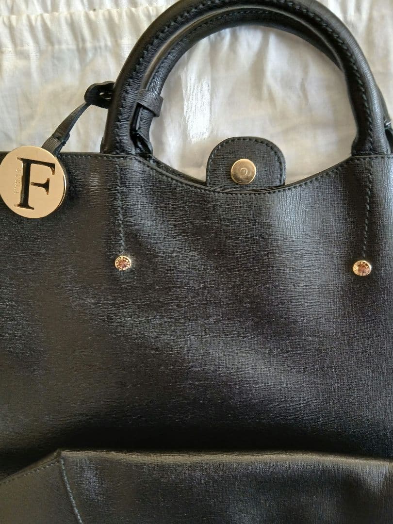 美品　FURLA 2way、A4ショルダー　トートバッグ