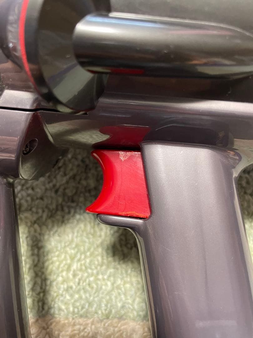 Dyson ダイソン　SV18 コードレスクリーナー