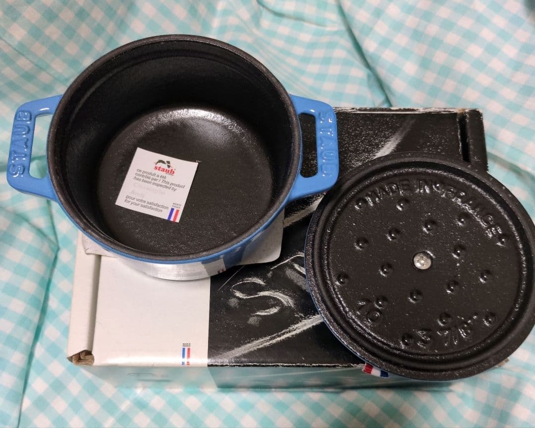 STAUB ココット ラウンド サックスブルー 10cm ココテン シリアルあり