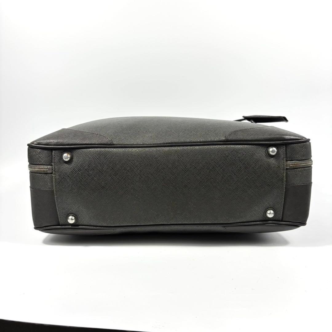 ✨美品✨ペッレモルビダ ビジネスバッグ キャピターノ リモンタ 2室 グレー