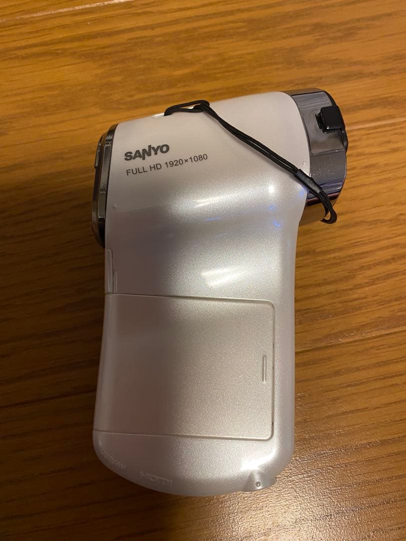 SANYO Xacti DMX-CG100 ホワイト