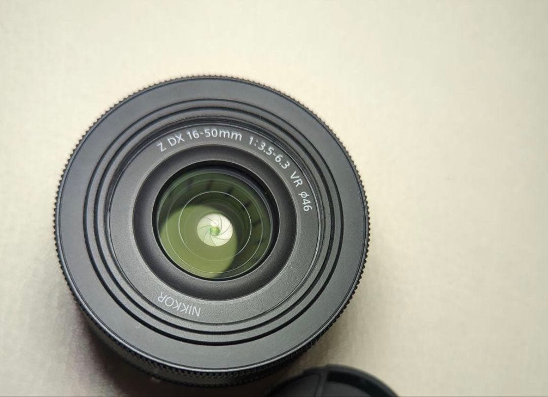 ⭐️付属品多数⭐️ Nikon Z50 16-50 VR レンズと単焦点レンズ