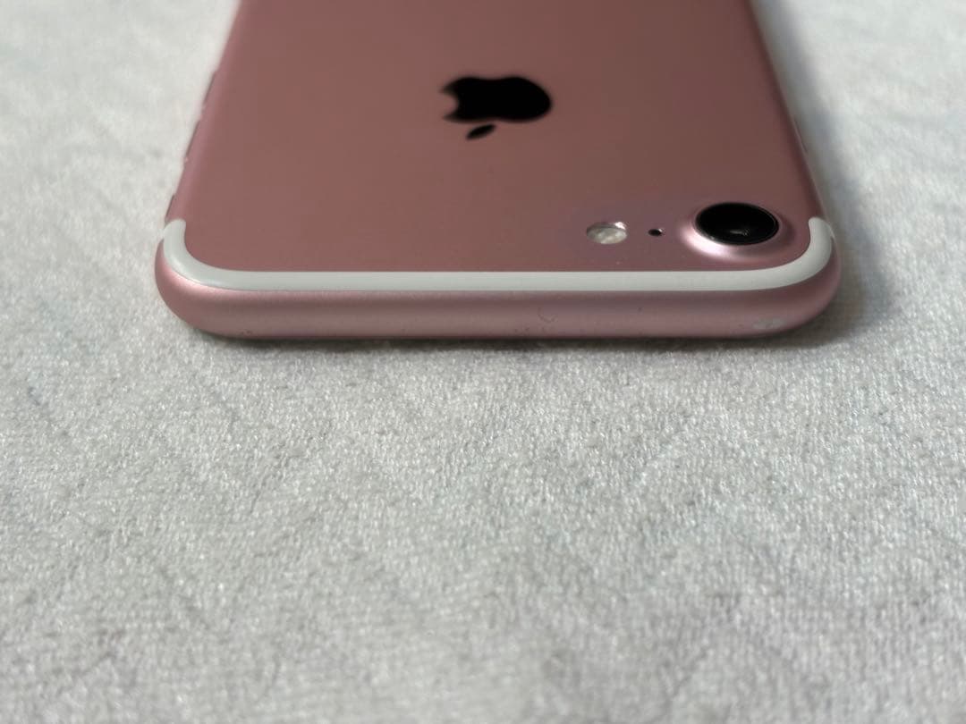 Apple iPhone 7 32GB ローズゴールド 美品 バッテリー100%