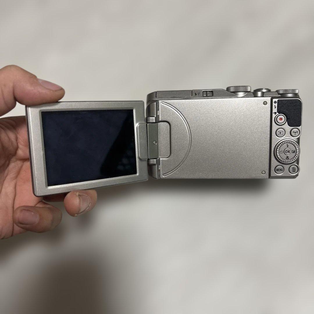 Nikon COOLPIX S9900 30倍ズーム