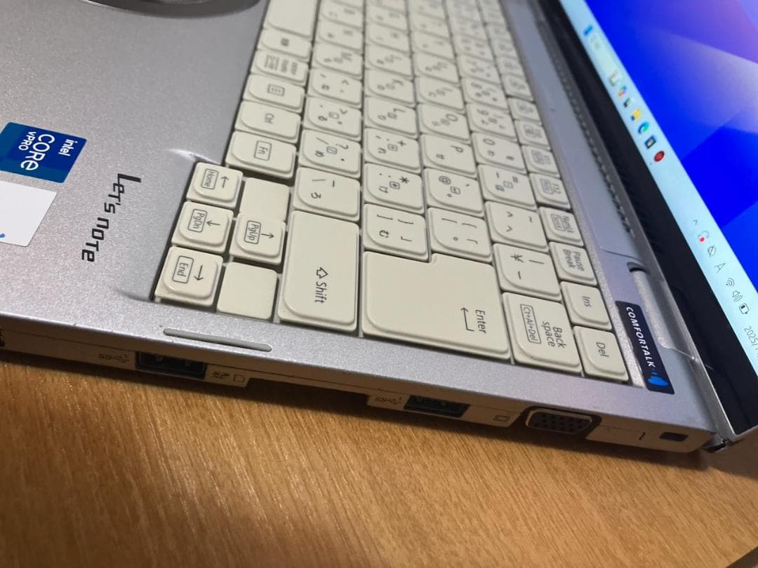 【バッテリー良好】第11世代 i5メモリ16GB⭐️Panasonc FV1