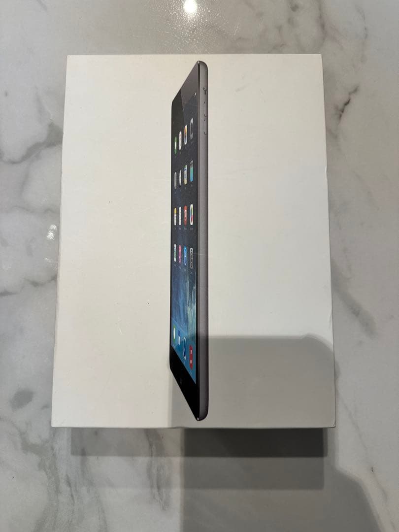 Apple iPad Air スペースグレイ　 SoftBank 32GB