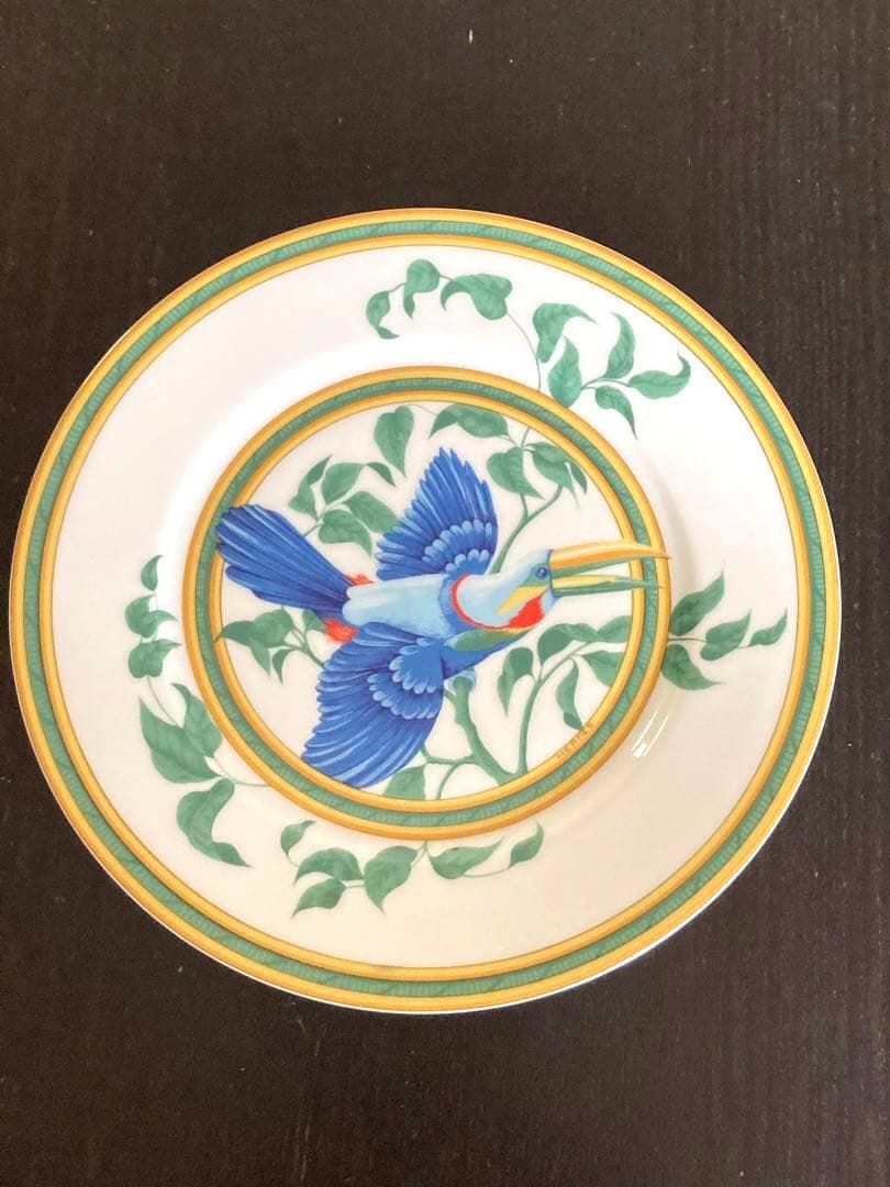 ☆HERMES☆エルメス箱リボン付トゥカン　ディナープレート中皿21.5cm