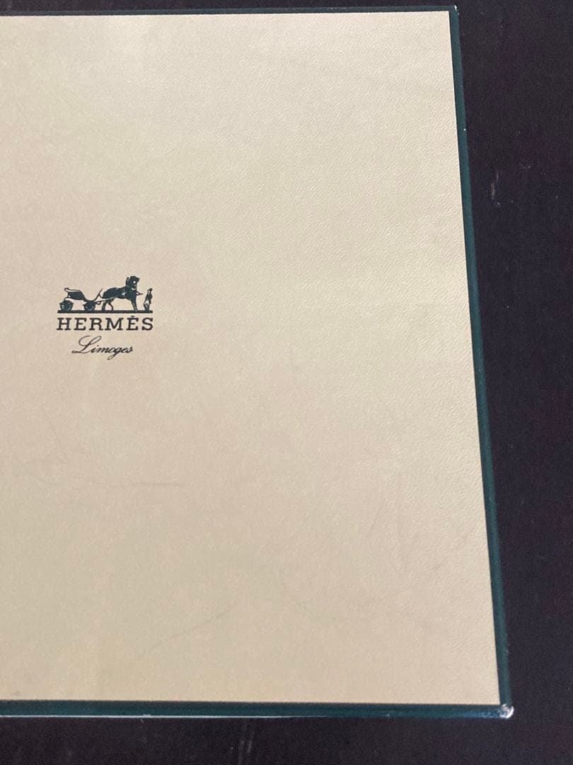 ☆HERMES☆エルメス箱リボン付トゥカン　ディナープレート中皿21.5cm