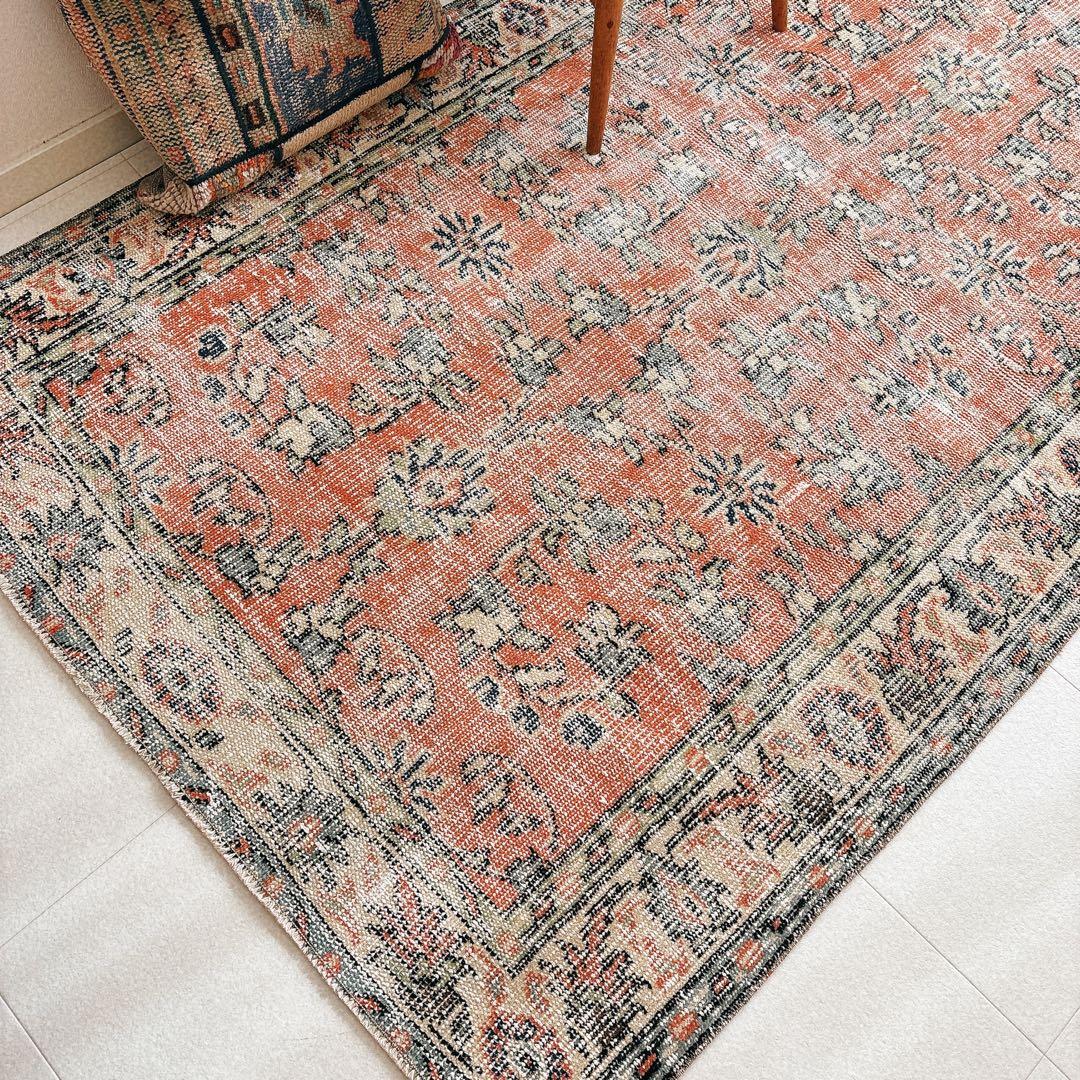 トルコ ヴィンテージラグ オレンジ ベージュ フローラル