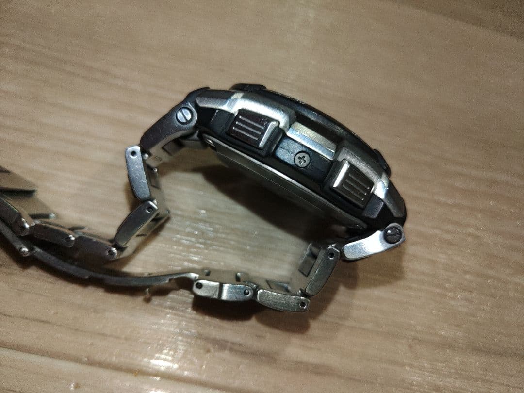 CASIO G-SHOCK MT-G MTG-1500 電波ソーラー　反転液晶