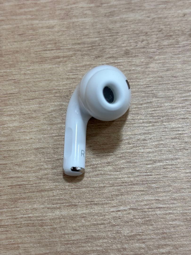 ☆airpods pro 第2世代　Lightning 美品 付属品+箱