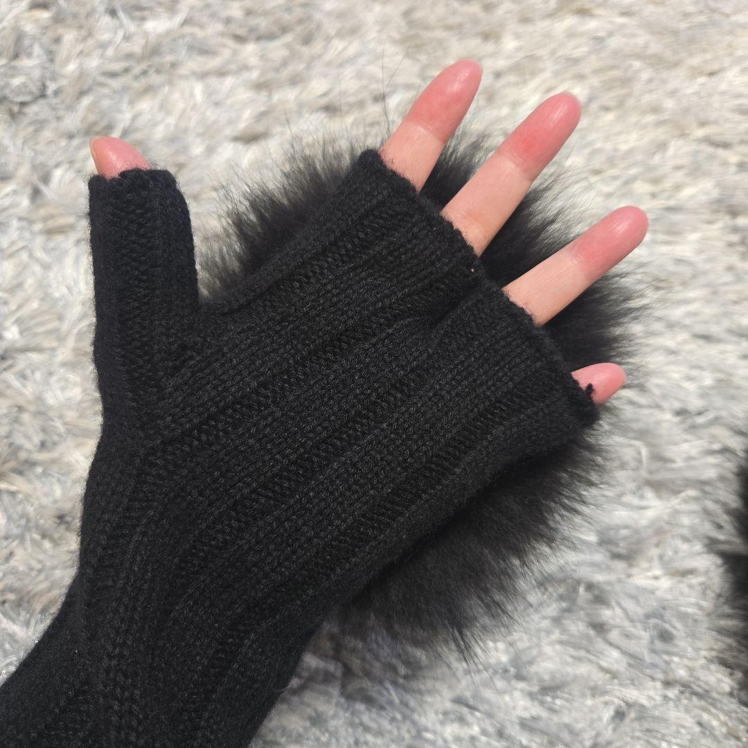 【美品】ブラックファー付きニット手袋