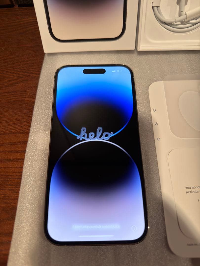 早い者勝【極美品】アメリカ版iPhone 14 Pro 256GB シルバー