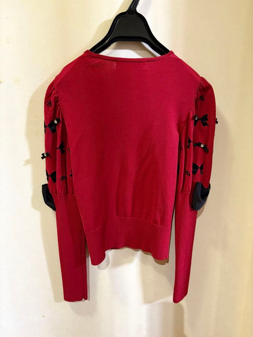 エムズグレイシー カーディガン 38 赤×黒リボン 金ボタン風 スナップ留め