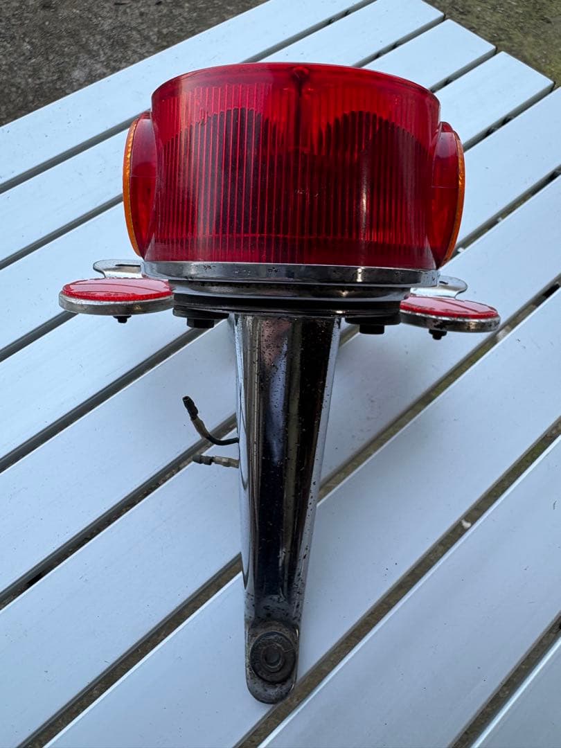 ヤマハ　YAMAHA ＴＸ５００/テールランプ