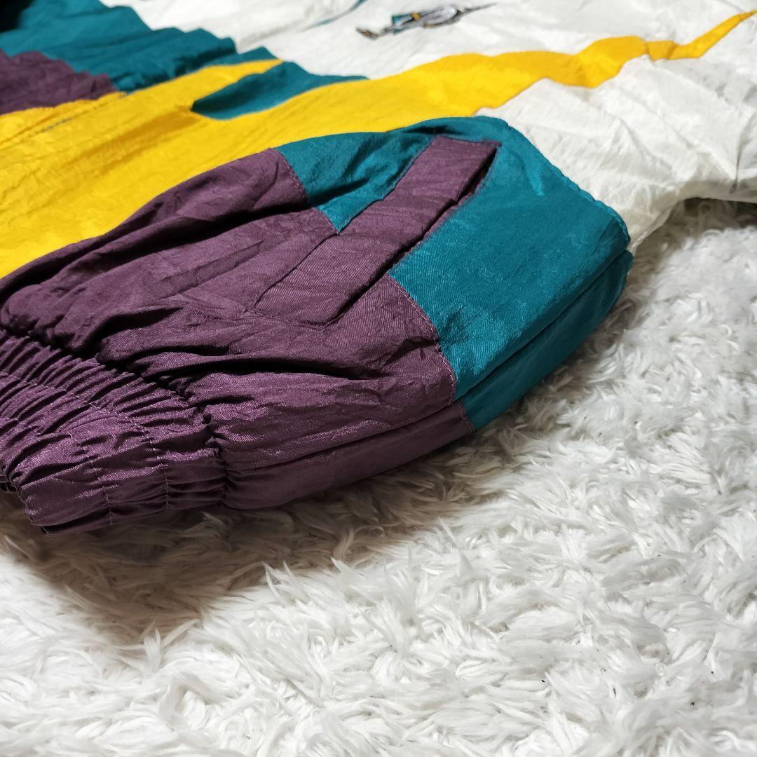 FANS NHLマイティーダックス中綿ナイロンジャケットパーカー　ヴィンテージ